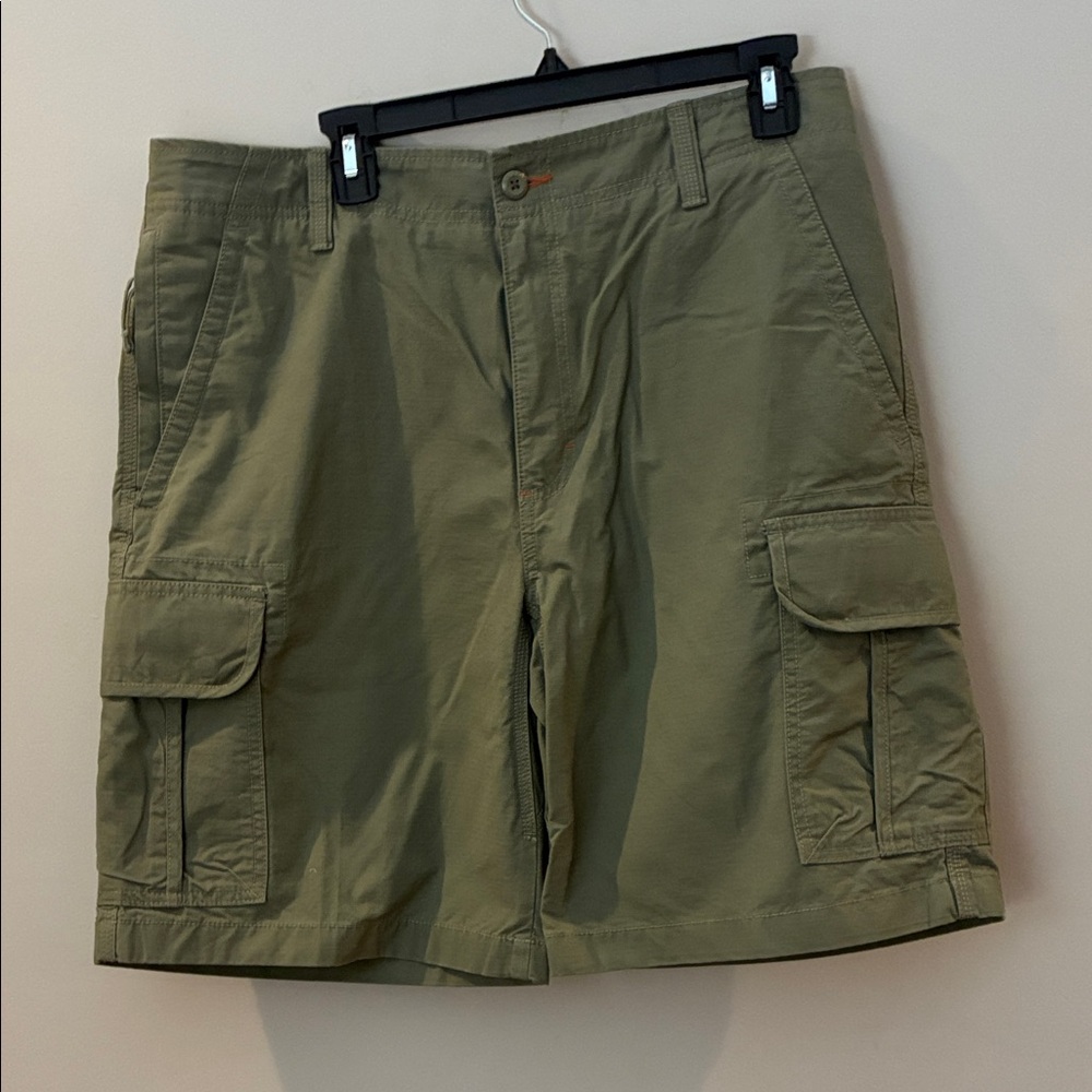 L.L. Bean Men's Olive Cargo Shorts